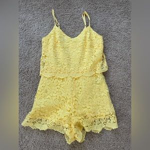 Beautiful lace yellow romper (Bebe)